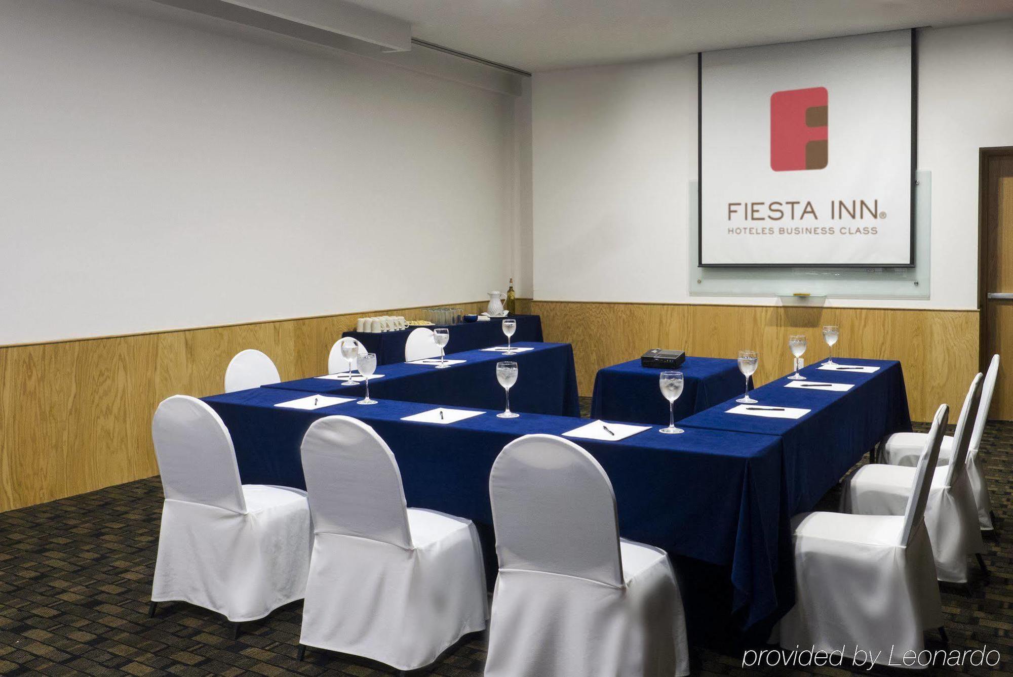 Fiesta Inn Леон Бізнес фото