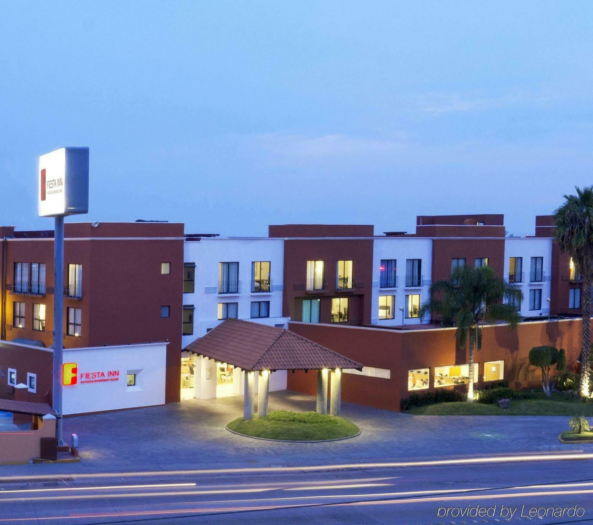 Fiesta Inn Леон Екстер'єр фото